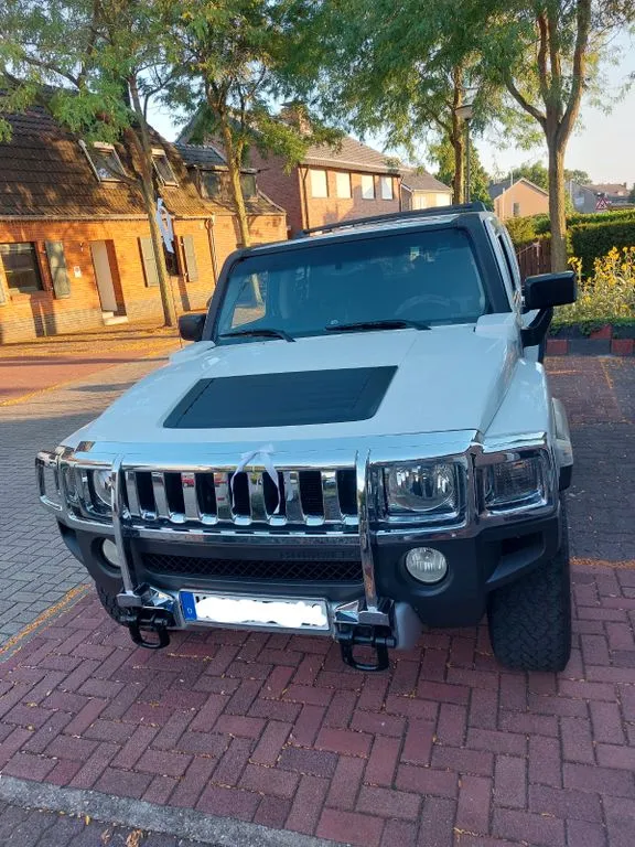 Hummer H3
