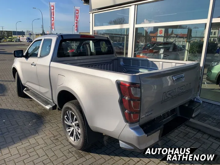 Isuzu D-Max