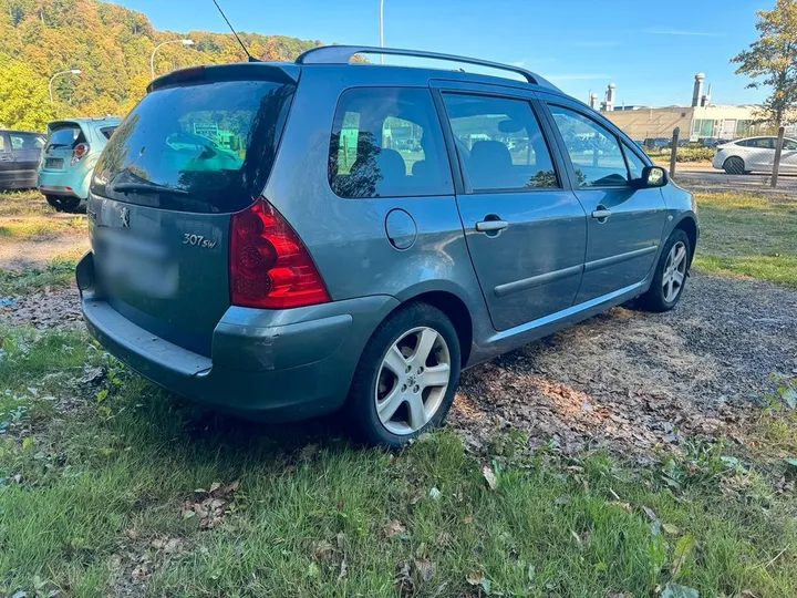Peugeot 307