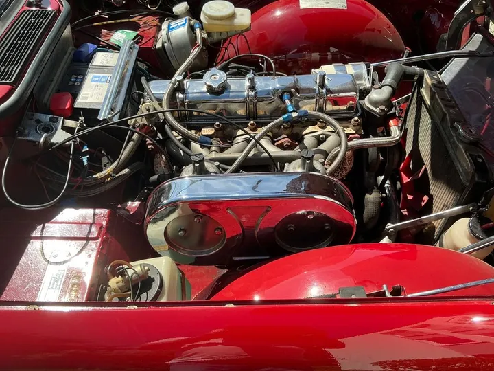 Triumph TR6
