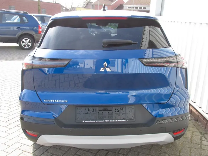 Mitsubishi Grandis