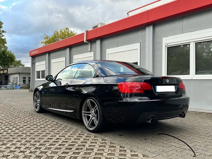 BMW 335