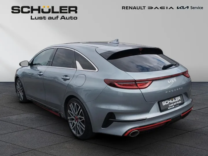 Kia pro cee'd / ProCeed