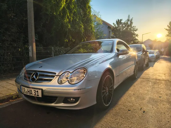 Mercedes-Benz CLK 320