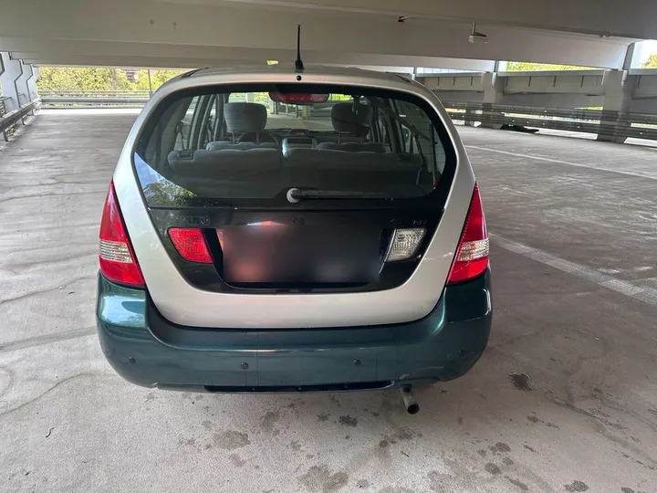 Suzuki Liana