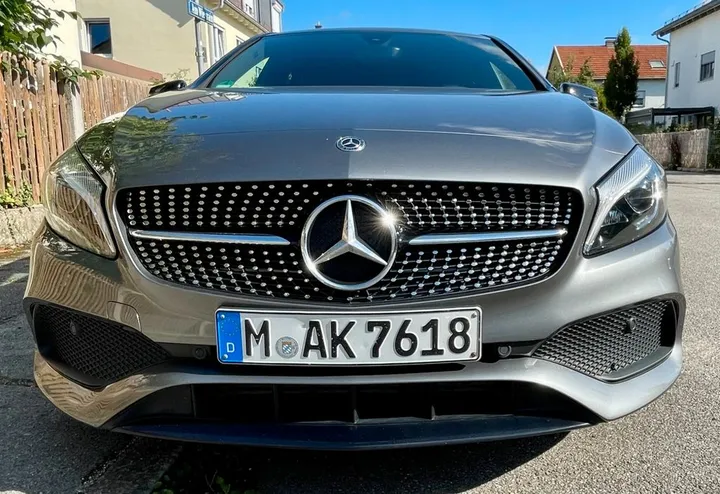 Mercedes-Benz A 200