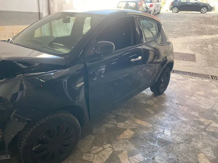 Lancia Ypsilon