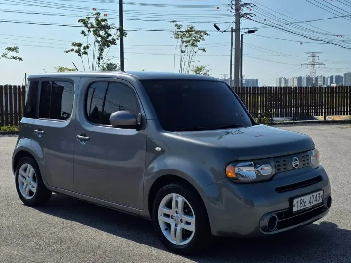 Nissan Cube
