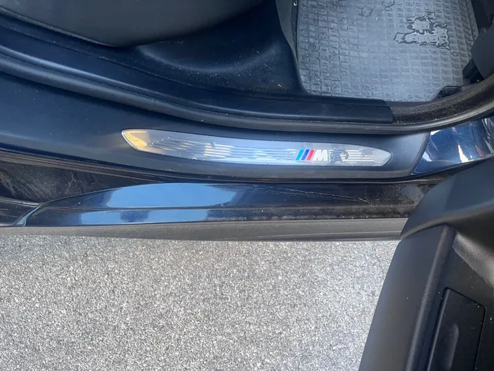 BMW 523