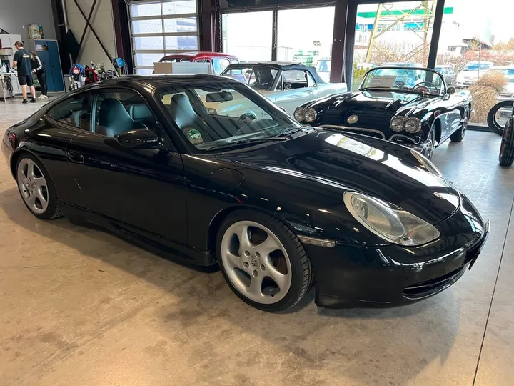 Porsche 996