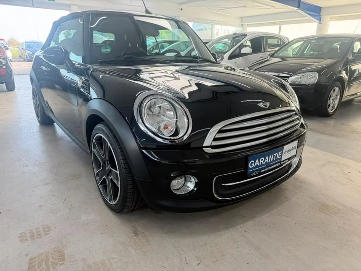 MINI Cooper Cabrio