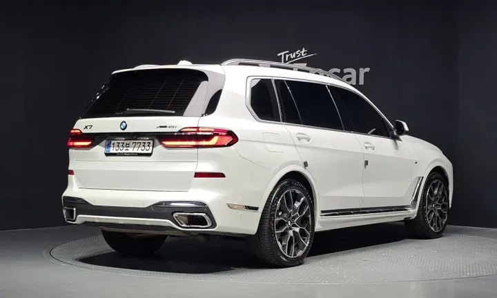 BMW X7