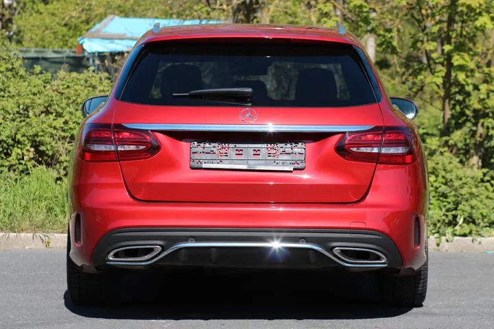 Mercedes-Benz C 180