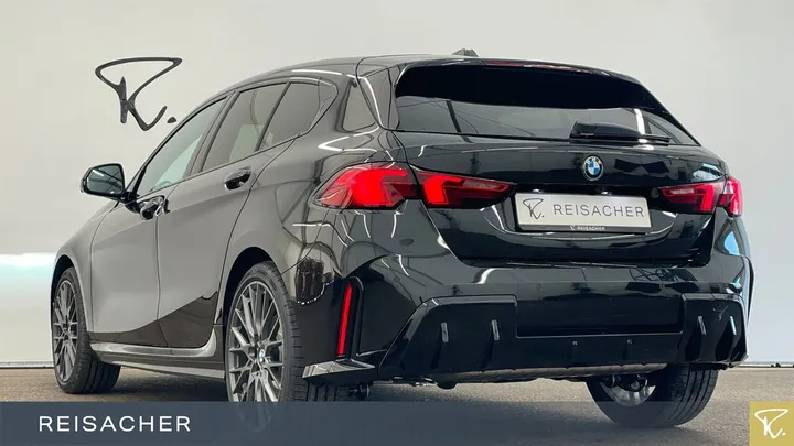 BMW 123