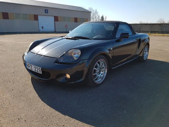 Toyota MR 2