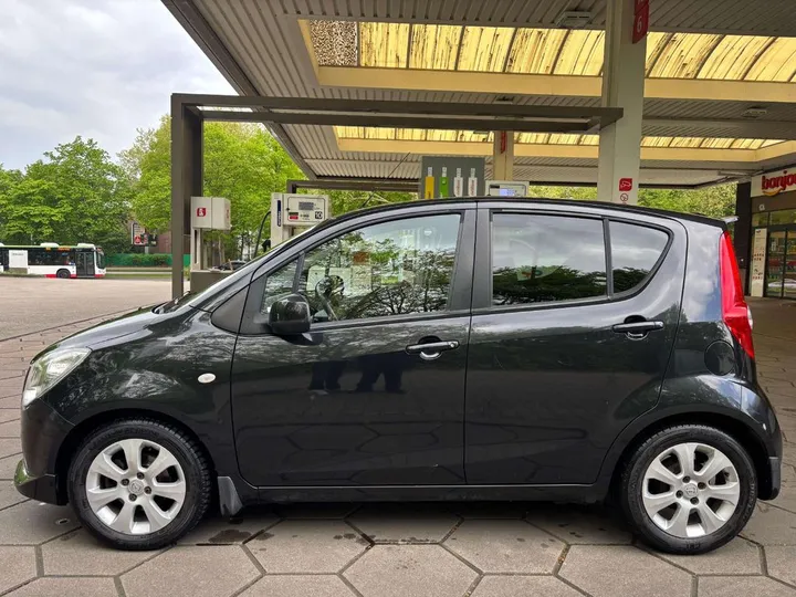 Opel Agila