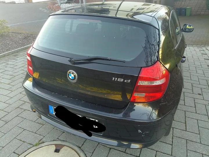 BMW 118