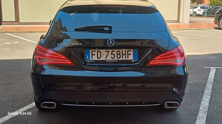 Mercedes-Benz CLA 200