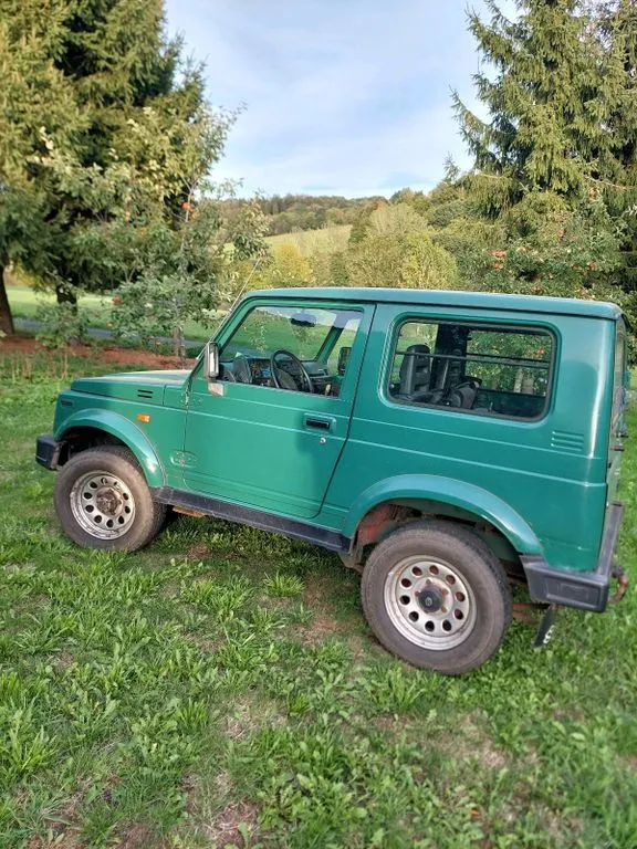 Suzuki SJ Samurai