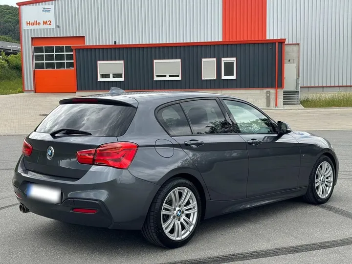 BMW 120