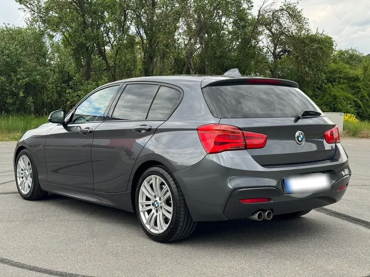 BMW 120