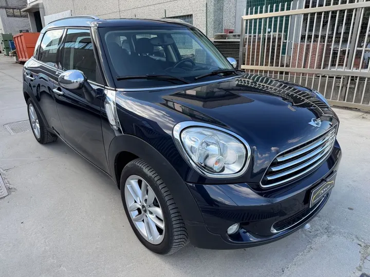 MINI Countryman D (Cooper)