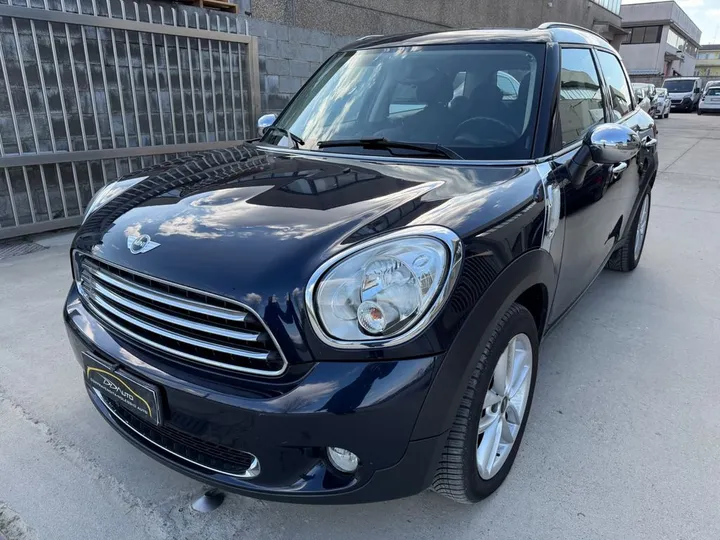 MINI Countryman D (Cooper)