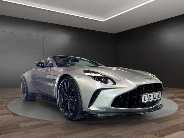 Aston Martin V8 Vantage