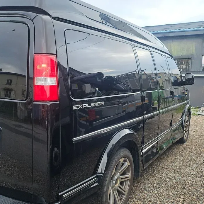 Chevrolet Express Van