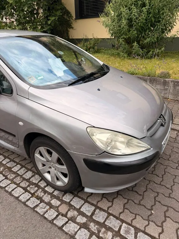 Peugeot 307