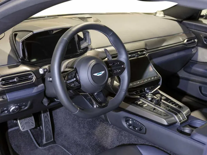 Aston Martin Vanquish