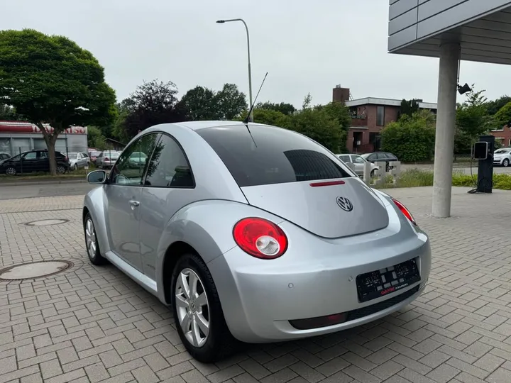 Volkswagen New Beetle