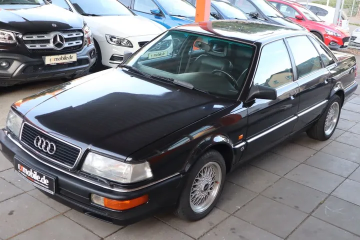 Audi V8