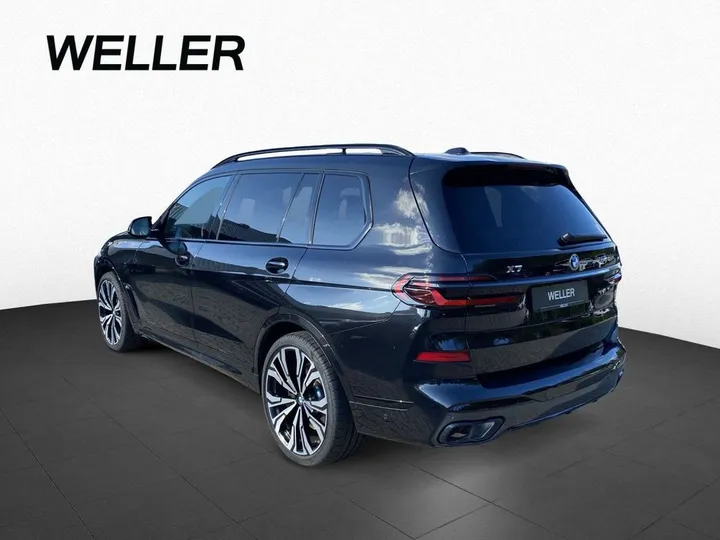 BMW X7 M60