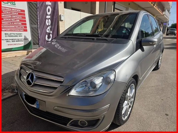 Mercedes-Benz B 160