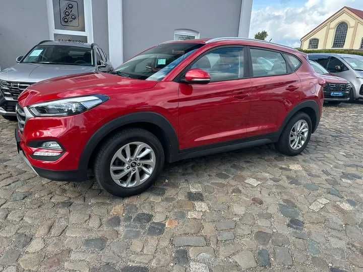 Hyundai TUCSON