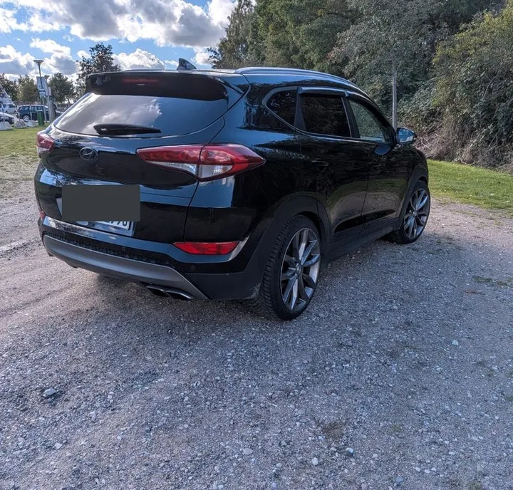 Hyundai TUCSON