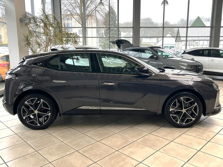 DS Automobiles DS4