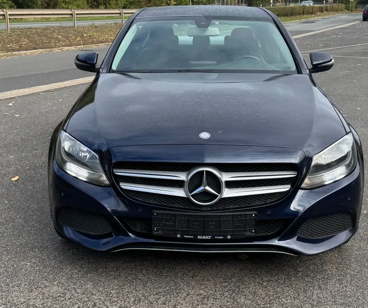Mercedes-Benz C 220