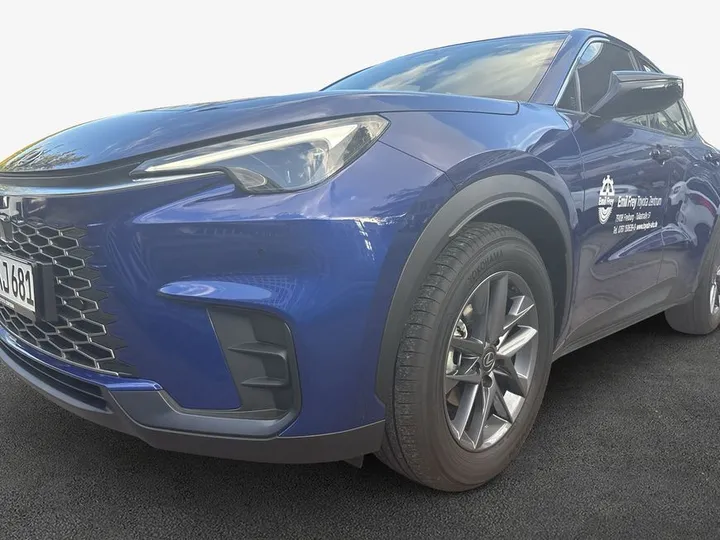 Lexus LBX