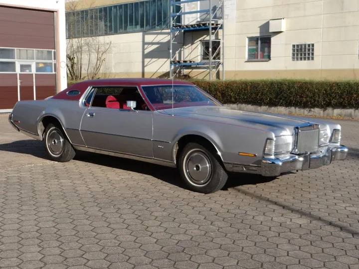 Lincoln Continental