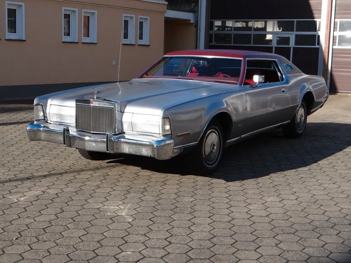 Lincoln Continental