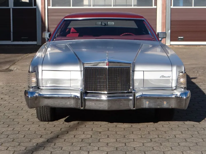 Lincoln Continental
