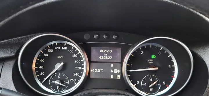 Mercedes-Benz R 350