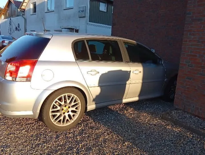 Opel Signum