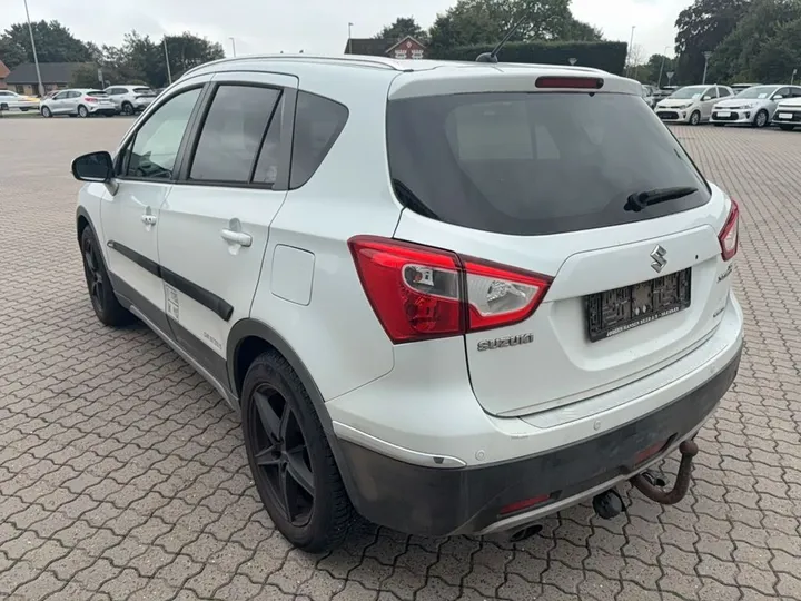 Suzuki SX4