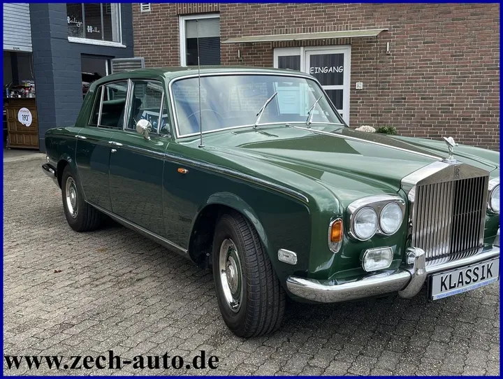Rolls-Royce Silver Shadow