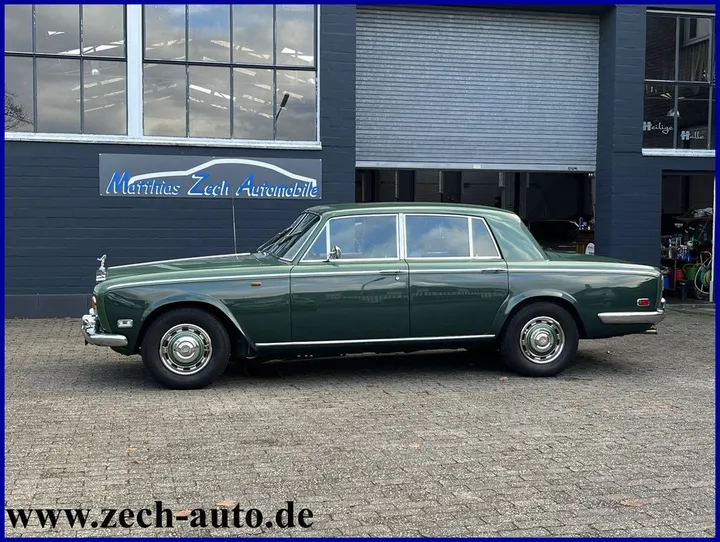 Rolls-Royce Silver Shadow