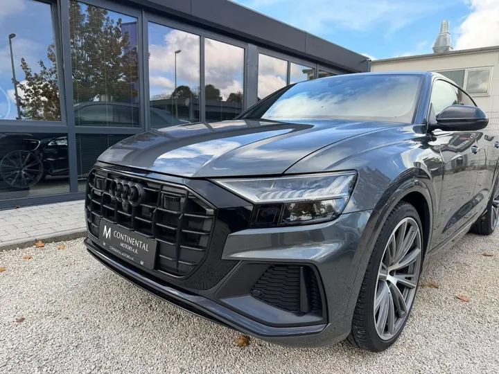 Audi Q8