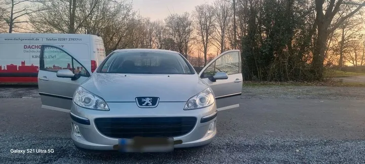 Peugeot 407